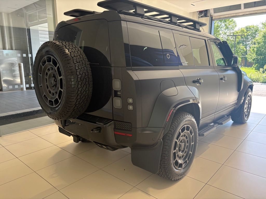 New 2026 Land Rover Defender 110 AWD/4WD image 6