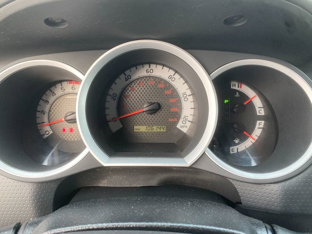 Used 2014 Toyota Tacoma 4x4 Access Cab w/ Convenience Package image 18