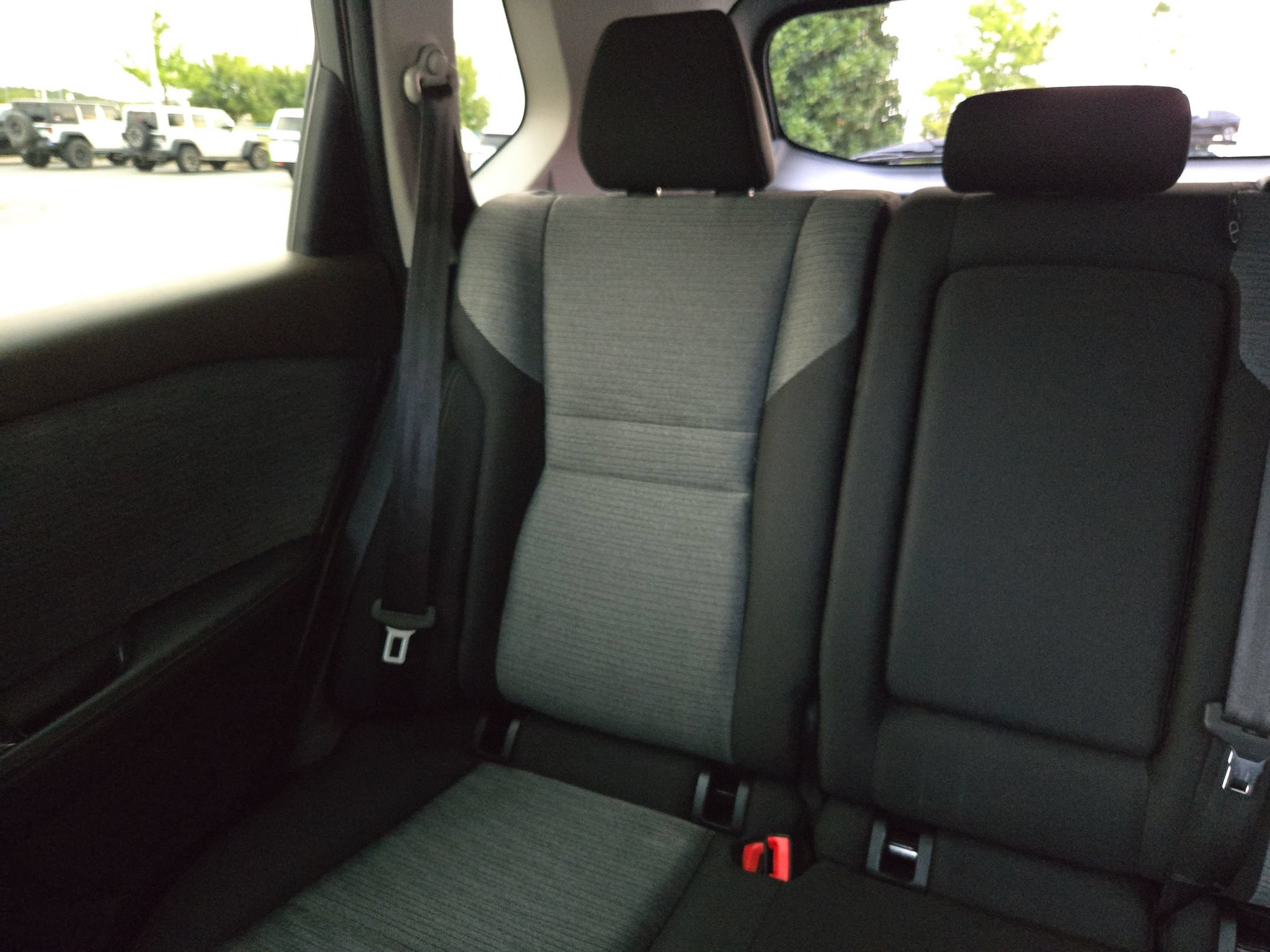 Used 2023 Nissan Rogue SV FWD image 12