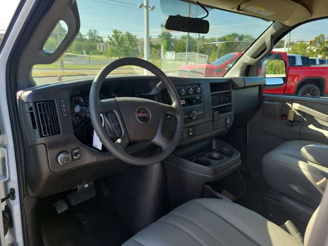 New 2026 GMC Savana 2500 w/ Driver Convenience Package RWD image 17