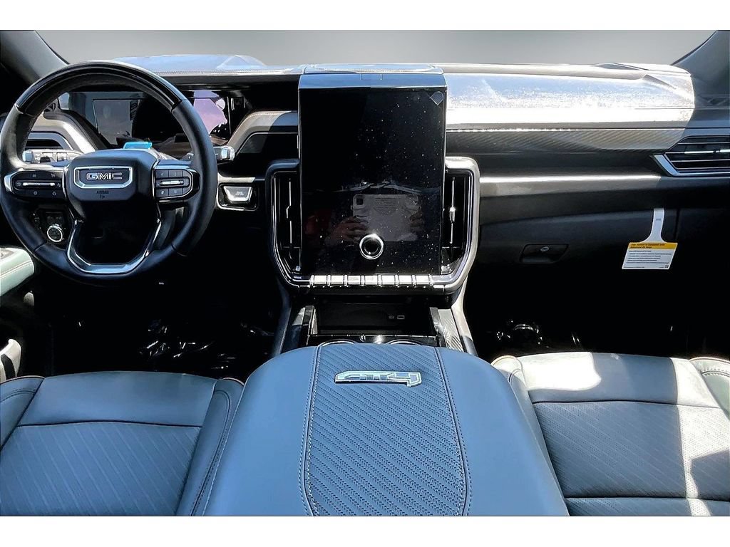 New 2026 GMC Yukon XL AT4 w/ AT4 Premium Plus Package AWD/4WD image 5