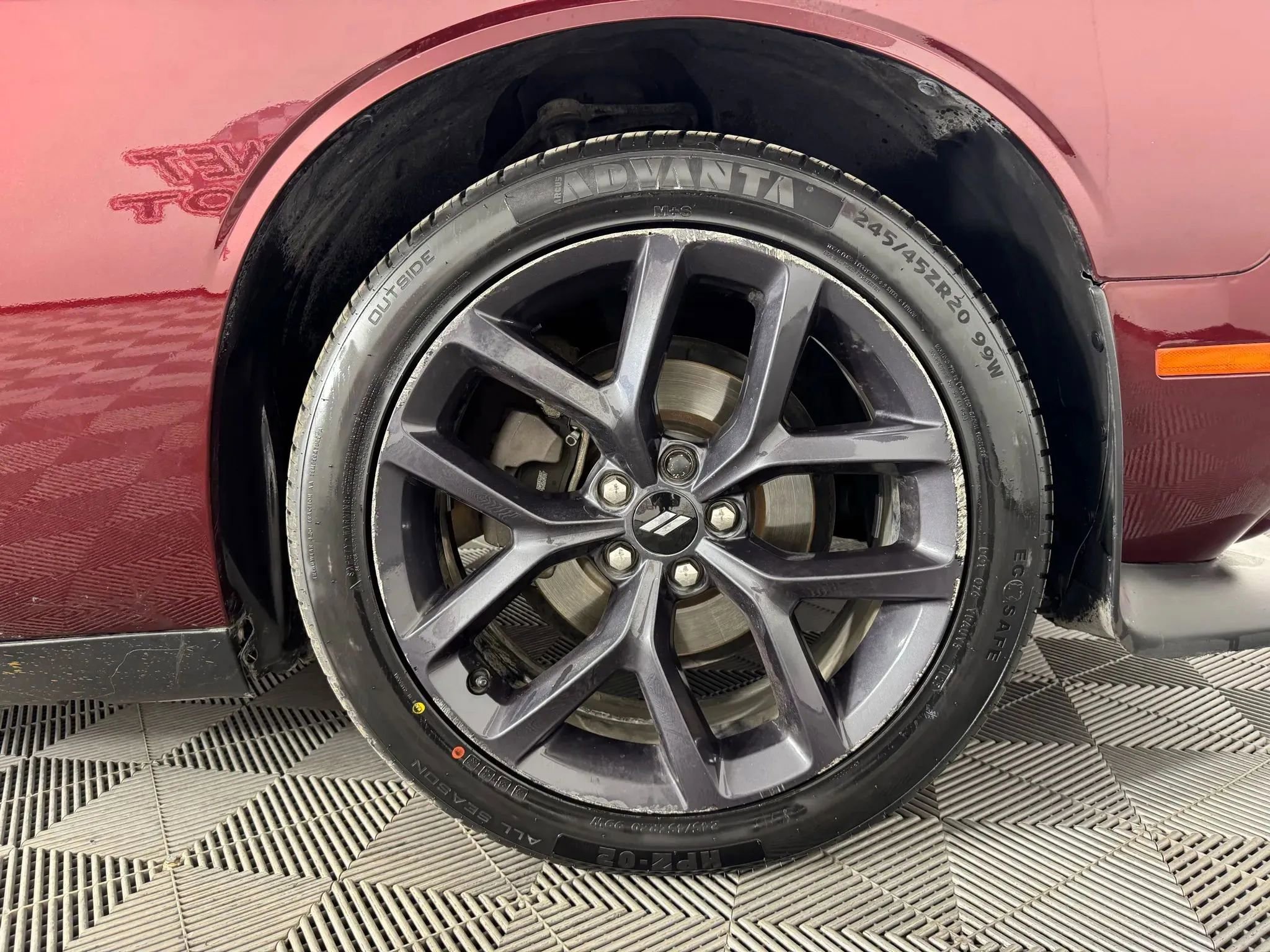 Used 2020 Dodge Challenger SXT w/ Blacktop Package RWD image 40