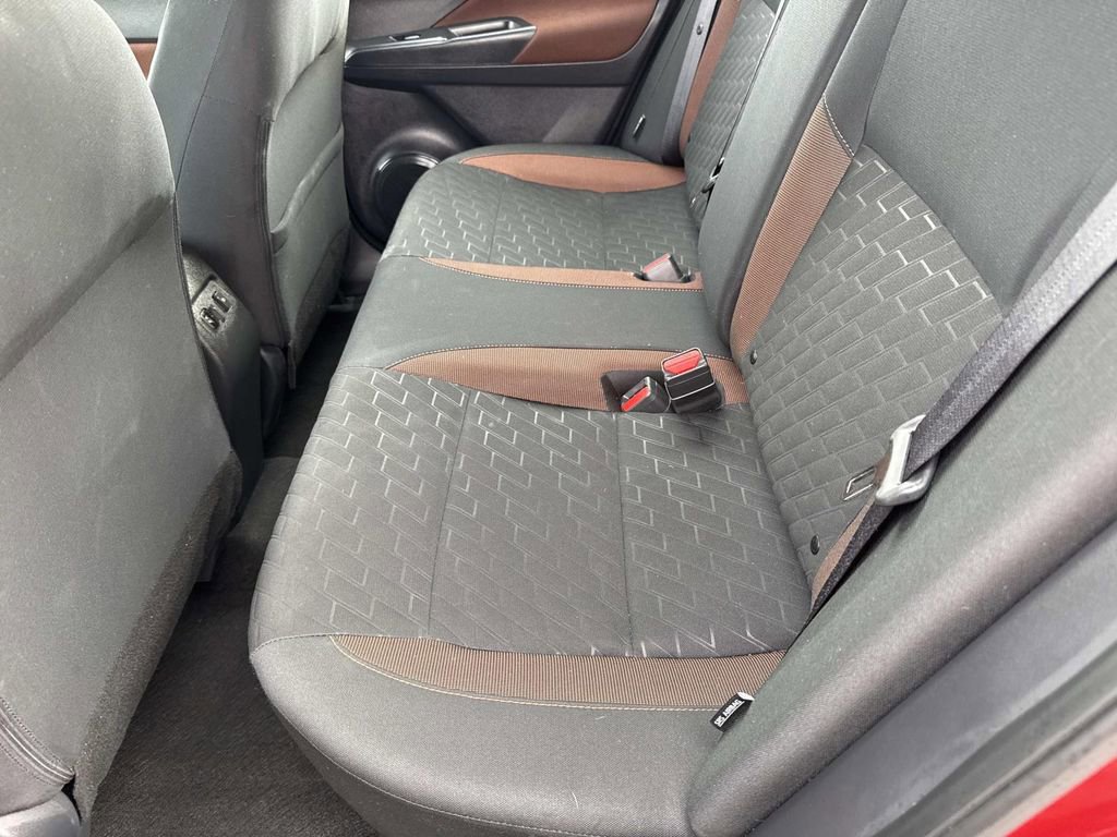 Used 2024 Nissan Kicks SR image 13