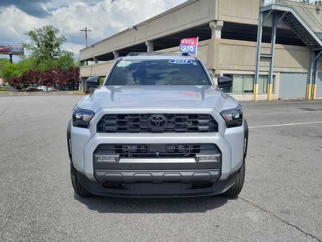 Used 2025 Toyota 4Runner TRD Off-Road Premium AWD/4WD image 2