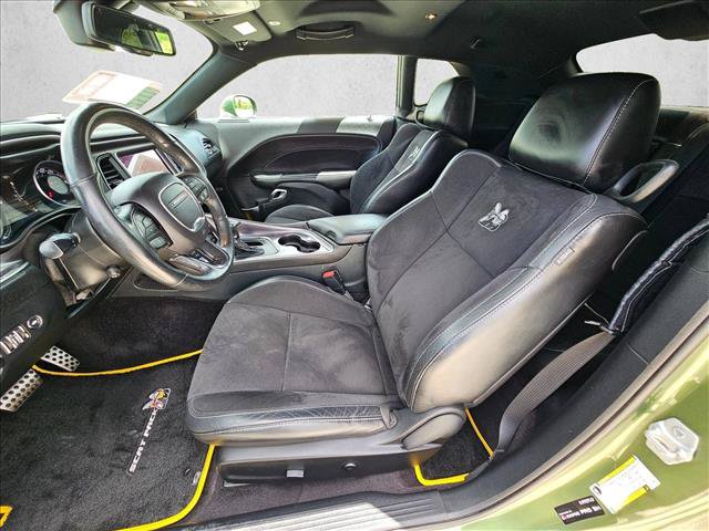 Used 2018 Dodge Challenger R/T Scat Pack RWD image 17