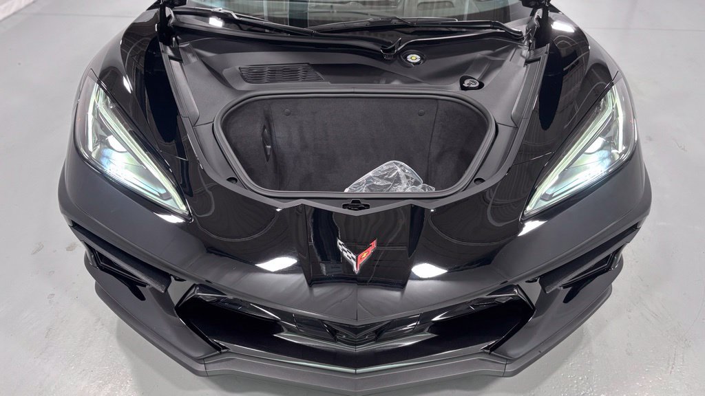 Used 2022 Chevrolet Corvette Stingray Premium Cpe w/ Z51 Performance Package RWD image 29