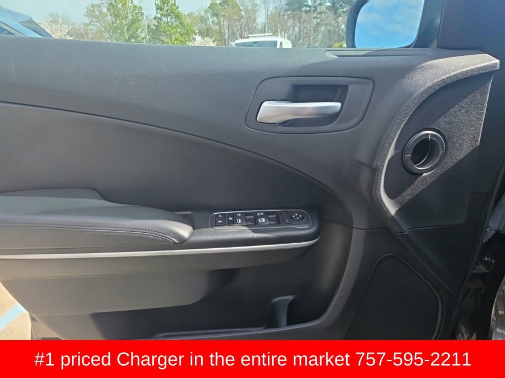 Used 2023 Dodge Charger Police image 10