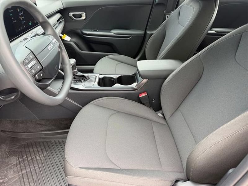 New 2026 Kia K4 FWD image 10