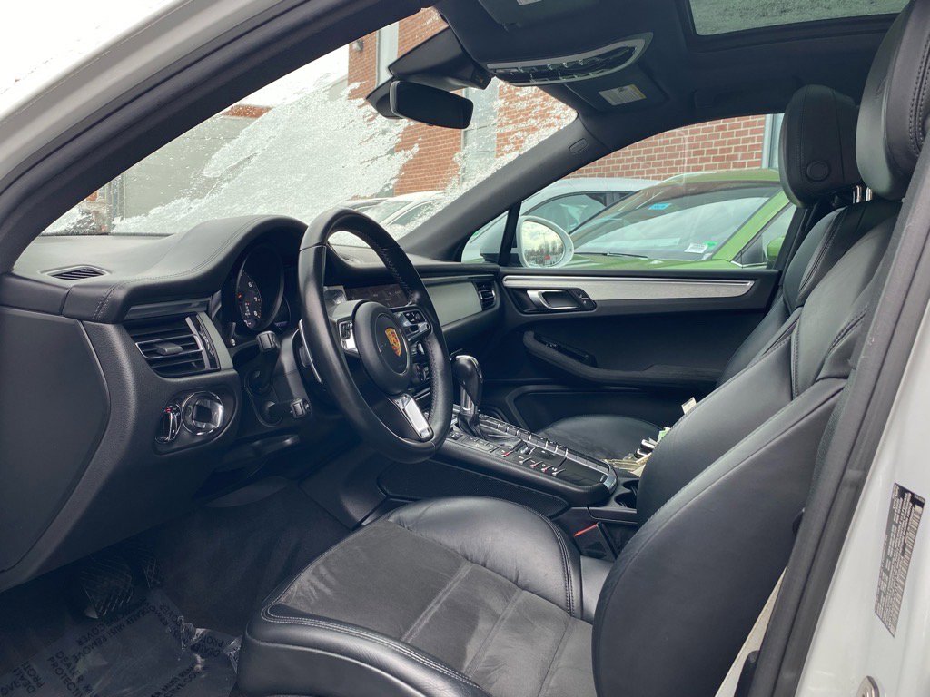 Used 2020 Porsche Macan GTS image 12