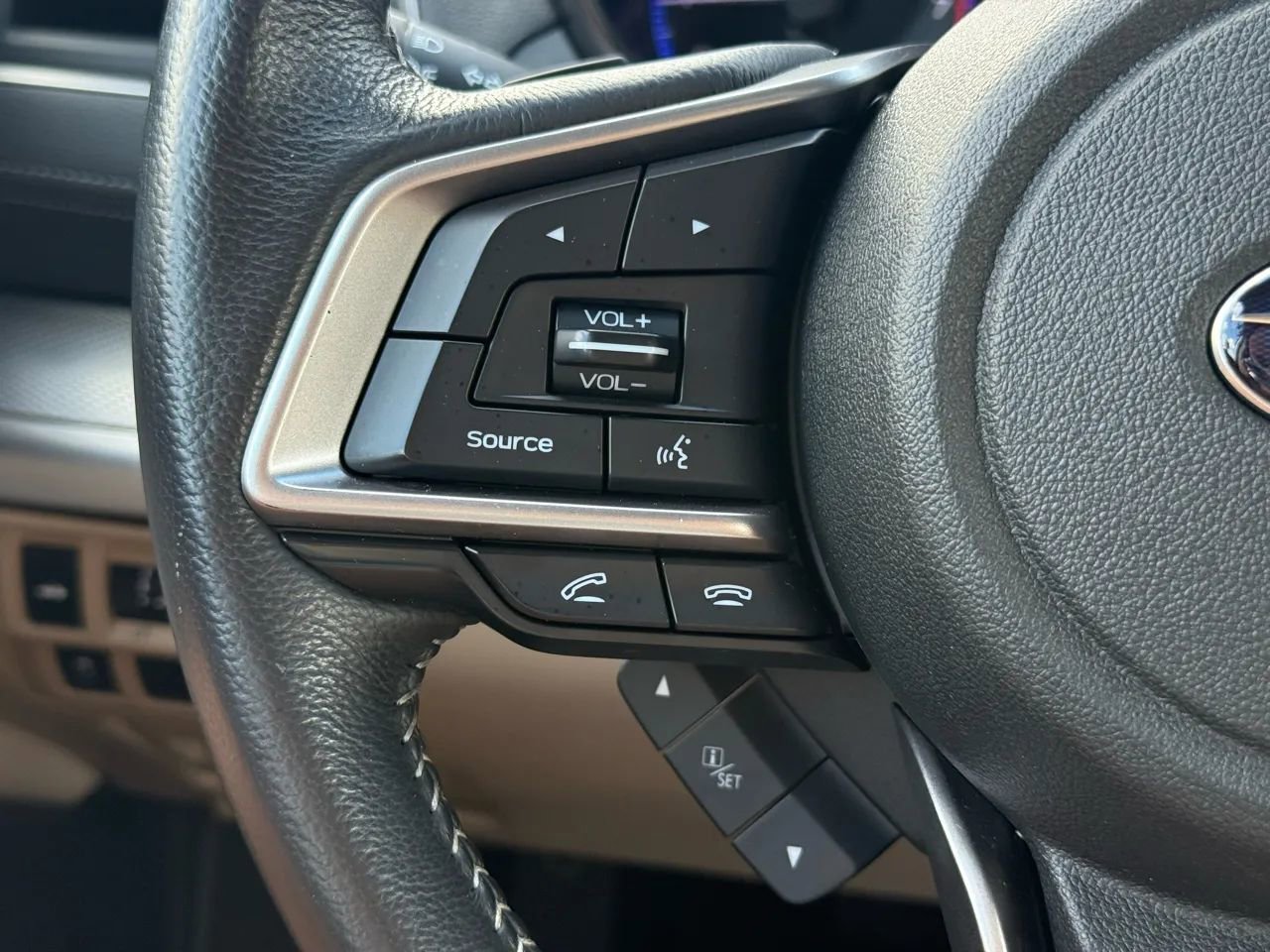 Used 2018 Subaru Legacy 2.5i Premium w/ Moonroof Package image 19