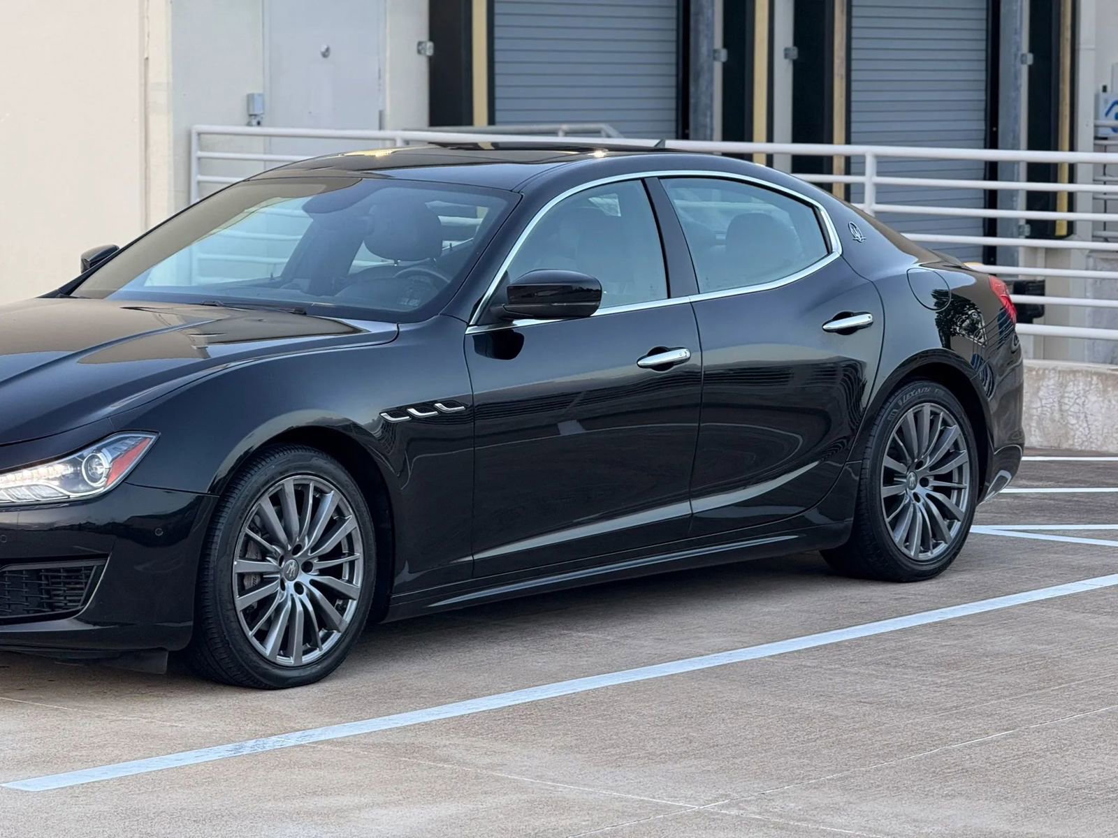 Used 2020 Maserati Ghibli RWD image 4