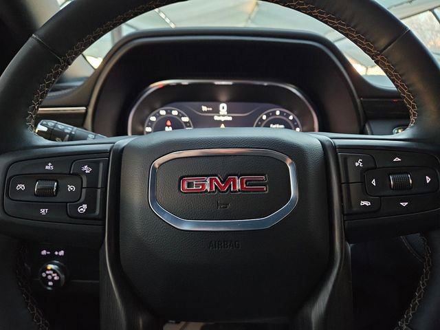 Used 2024 GMC Yukon AT4 w/ Technology Package image 13