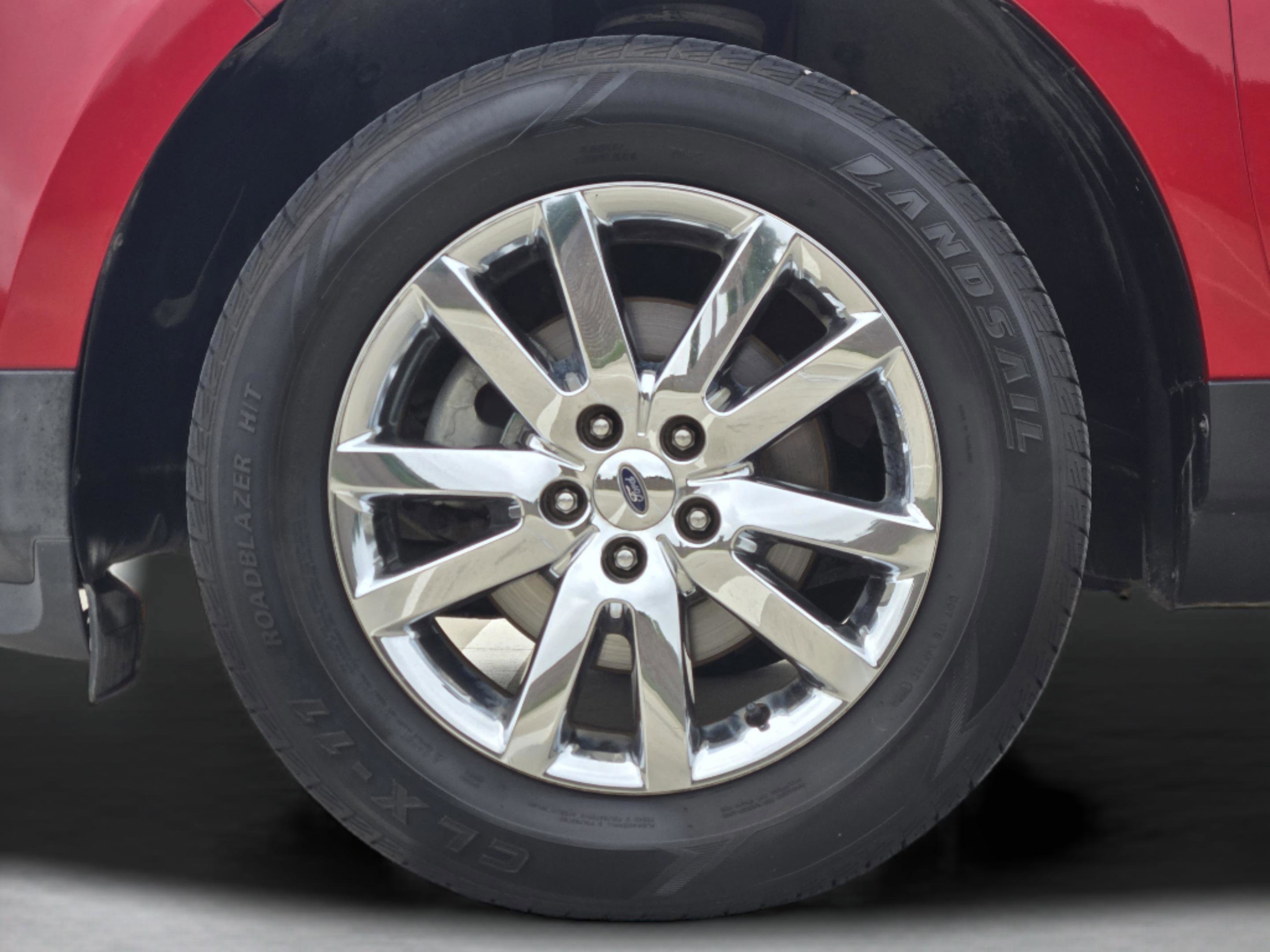 Used 2012 Ford Edge Limited FWD image 30