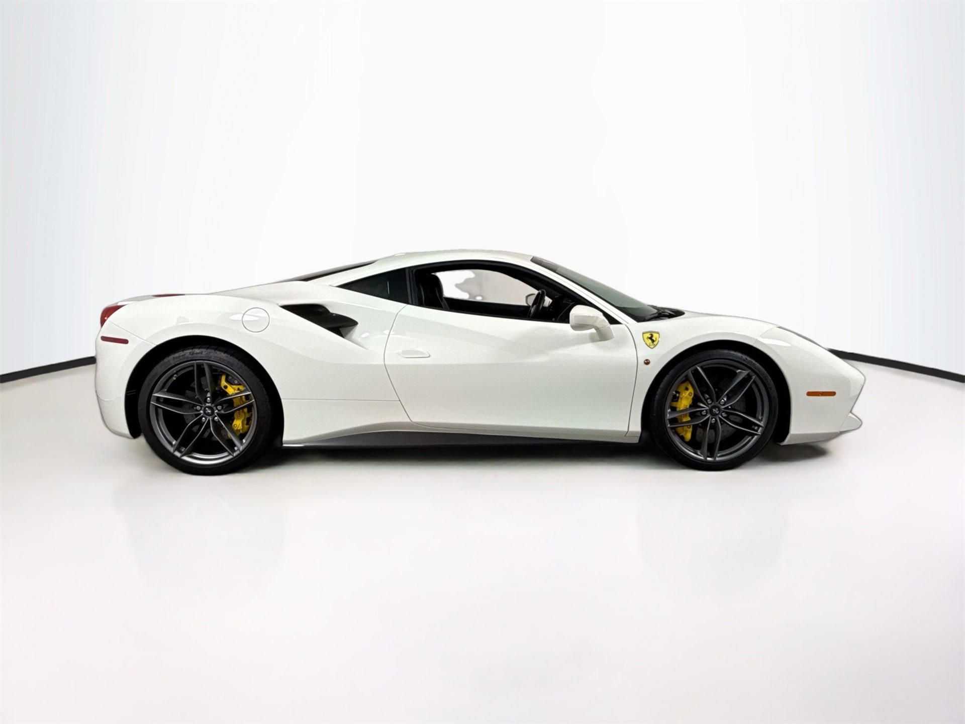 Certified 2016 Ferrari 488 GTB image 8