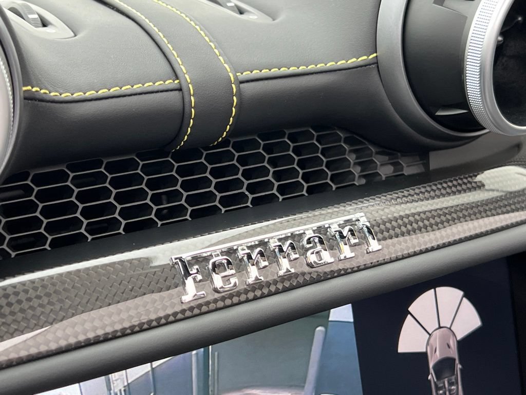 Used 2022 Ferrari Portofino M RWD image 28