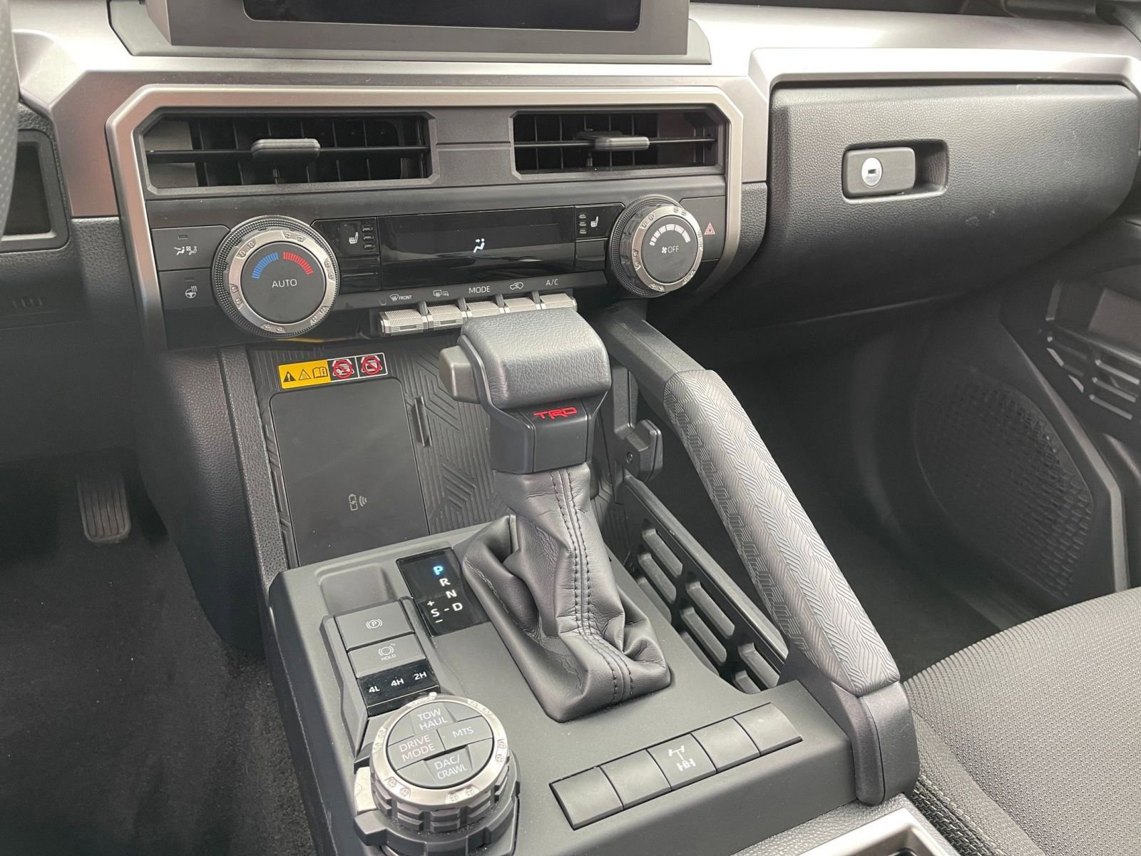 Used 2025 Toyota 4Runner TRD Off-Road image 41