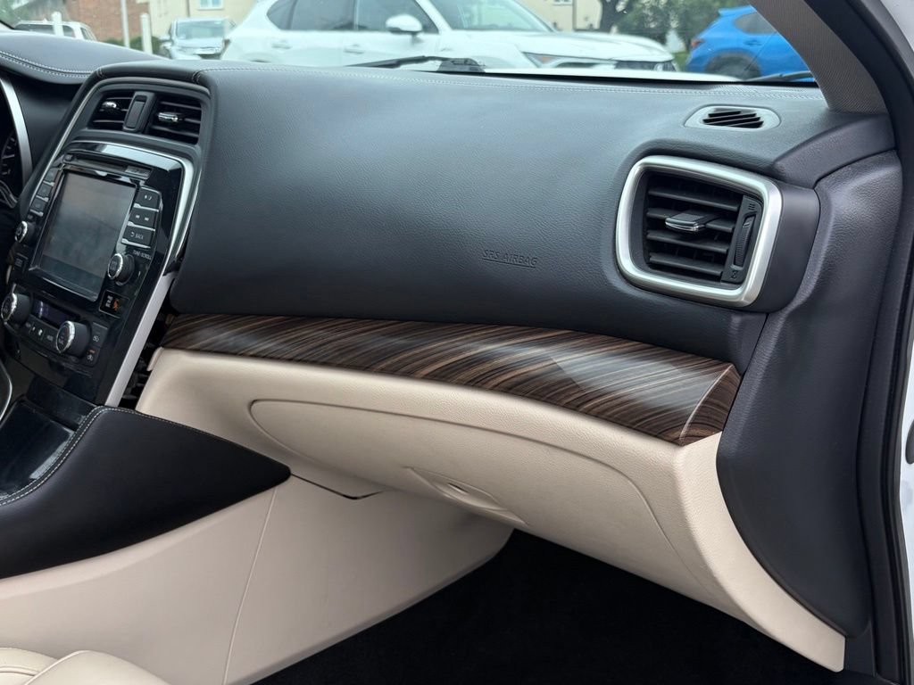Used 2018 Nissan Maxima Platinum FWD image 19