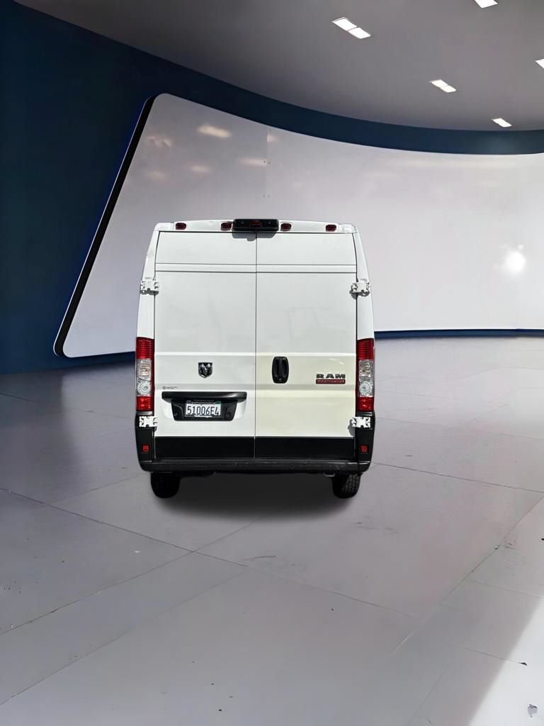 Used 2022 RAM ProMaster 2500 w/ Driver Convenience Group FWD image 3