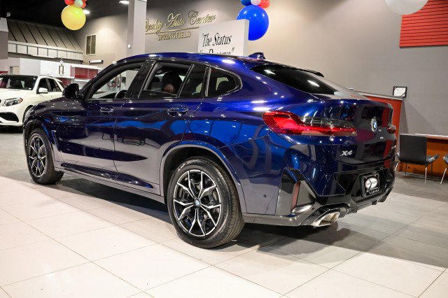 Used 2022 BMW X4 xDrive30i w/ M Sport Package image 9