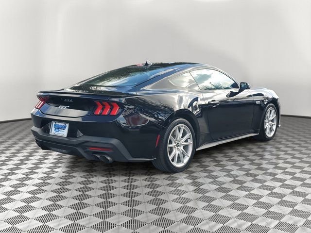 Used 2025 Ford Mustang GT Premium image 6
