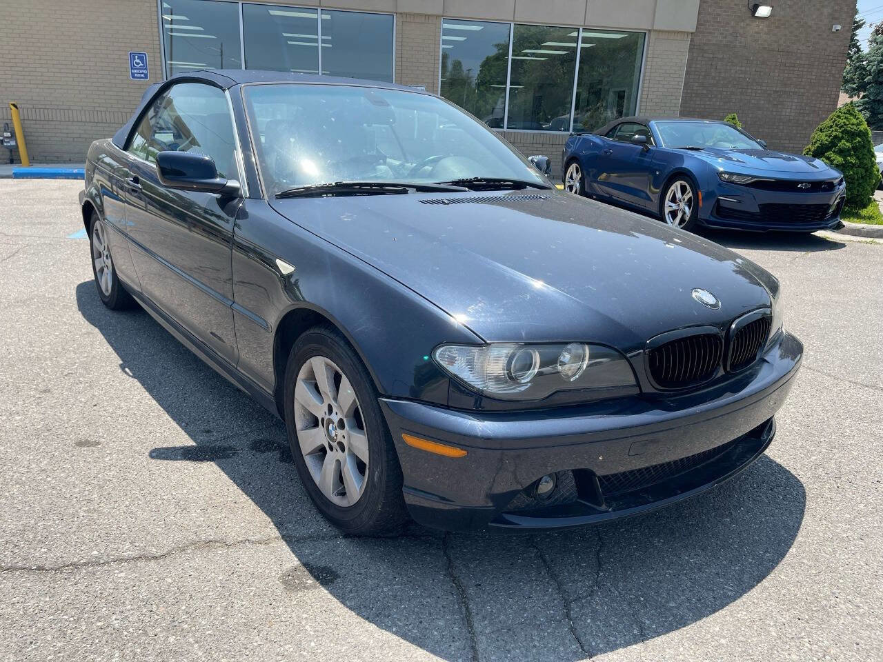 Used 2005 BMW 325Ci Convertible image 4
