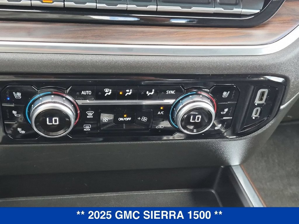 Used 2025 GMC Sierra 1500 SLT AWD/4WD image 32