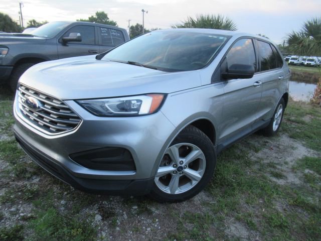 Used 2020 Ford Edge SE FWD image 2