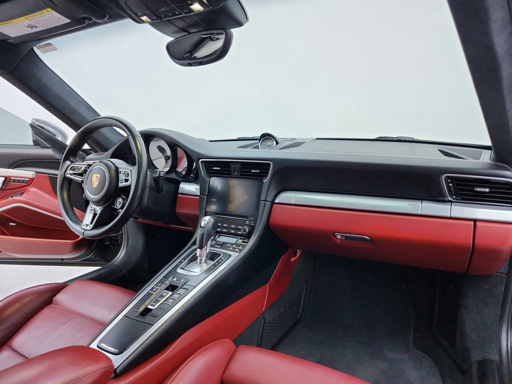 Used 2017 Porsche 911 Carrera 4S image 31