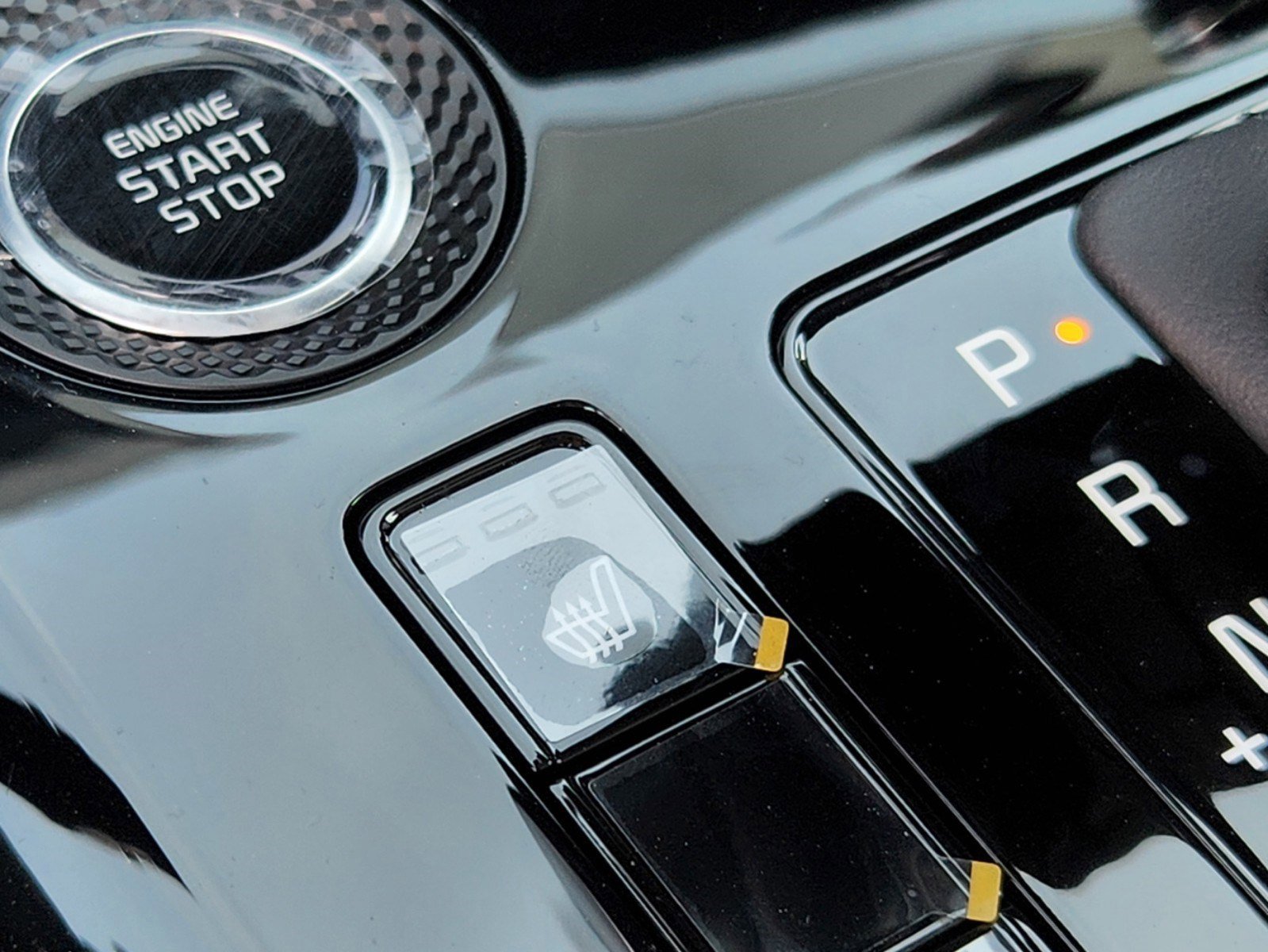 New 2025 Kia Niro EX Touring image 22