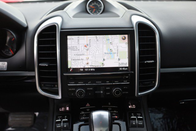 Used 2013 Porsche Cayenne Diesel AWD/4WD image 35