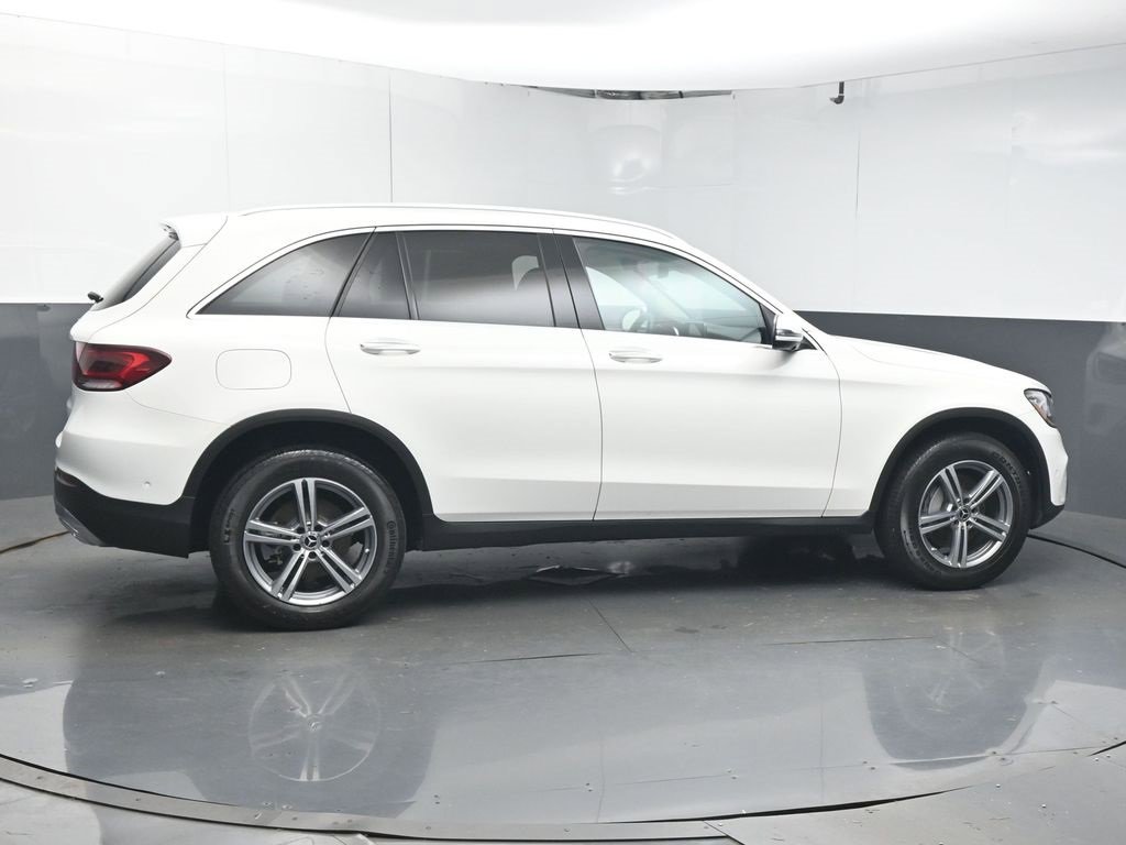Used 2022 Mercedes-Benz GLC 300 w/ Premium Package Lite image 8