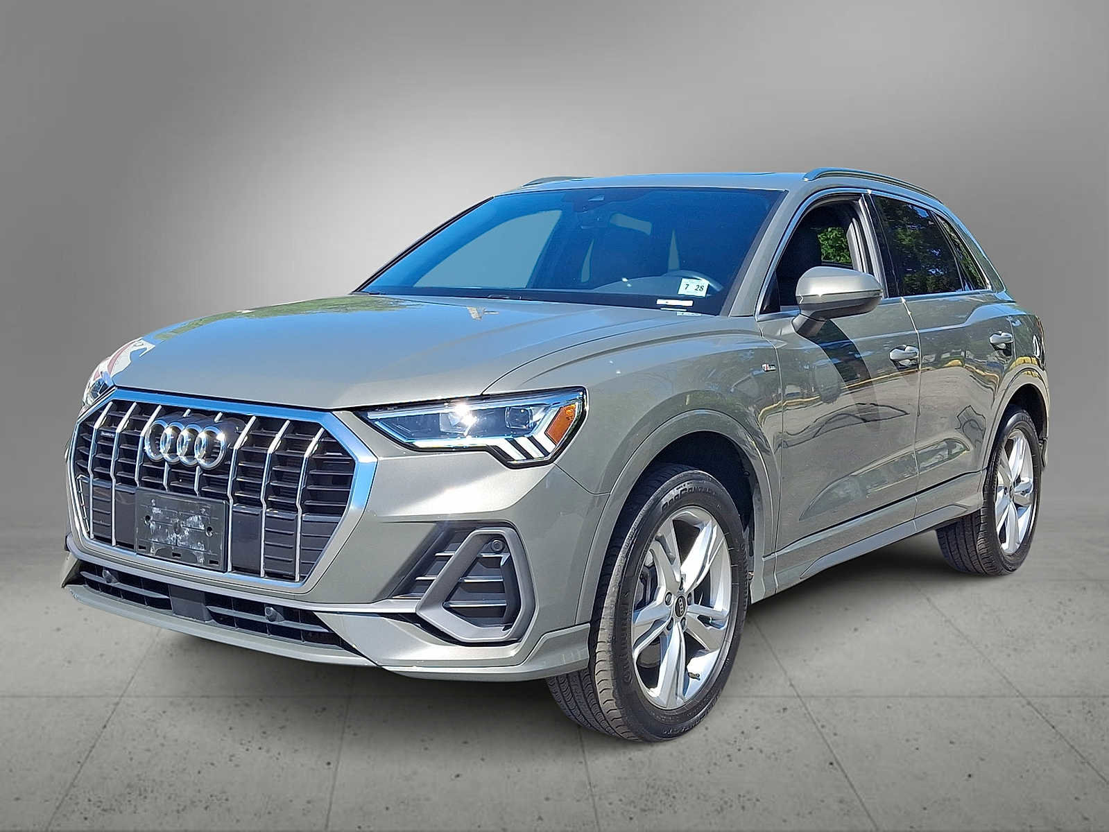 Used 2023 Audi Q3 2.0T Premium w/ Convenience Package