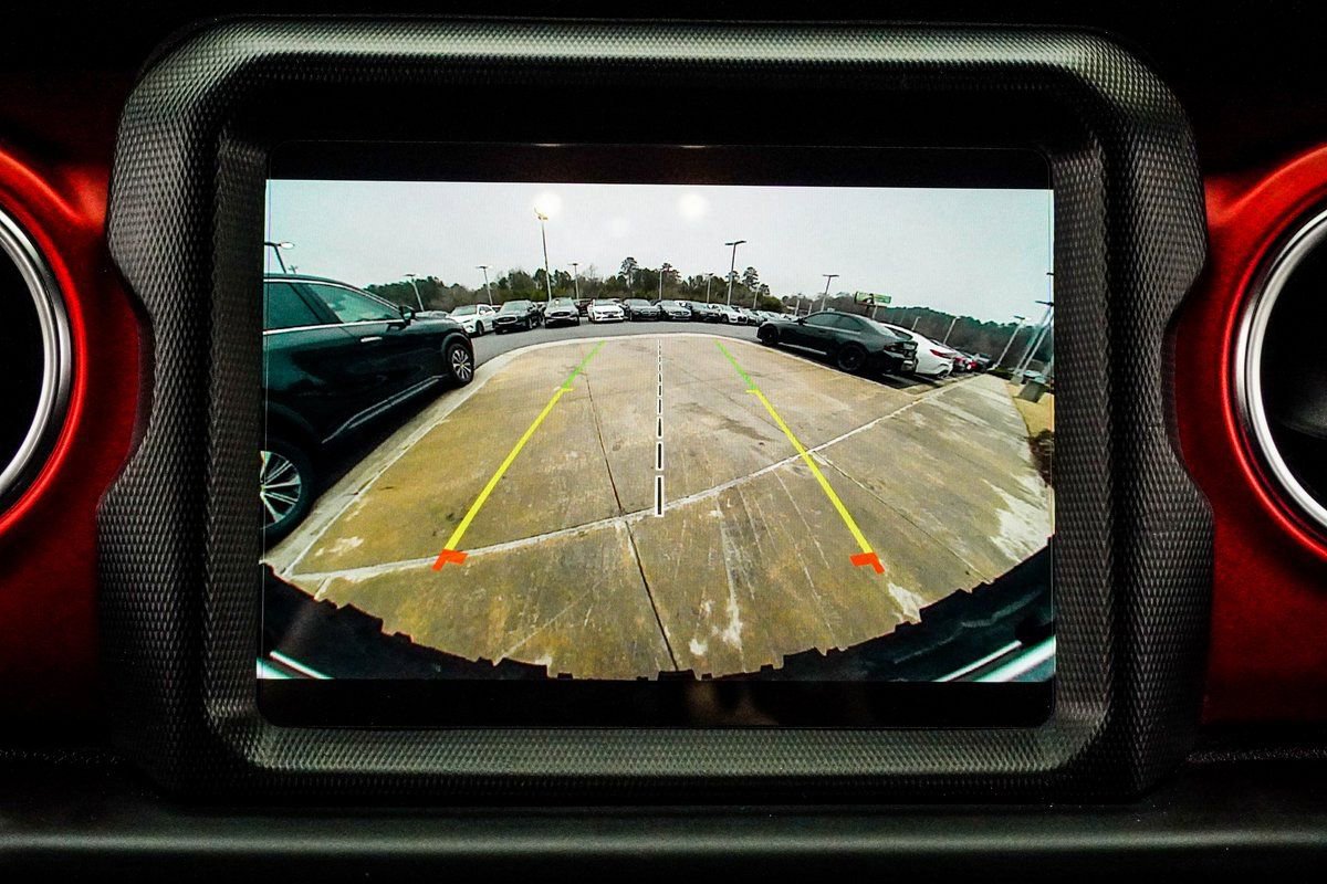 Used 2021 Jeep Wrangler Unlimited Rubicon image 30