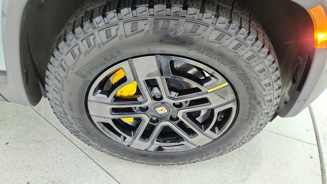 Used 2024 Rivian R1S Adventure image 59