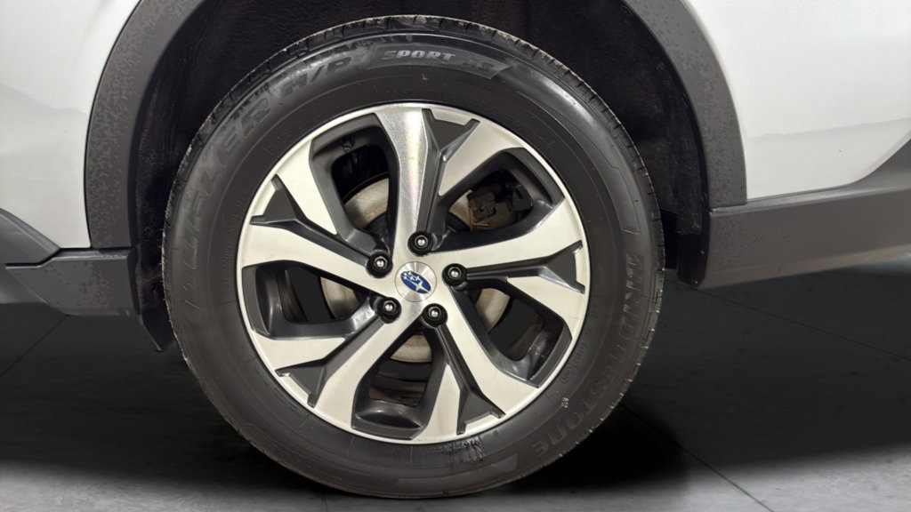 Certified 2021 Subaru Outback Limited image 38