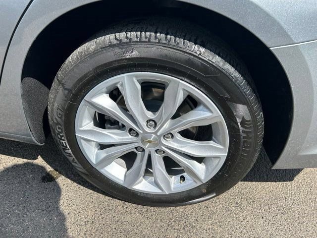 Used 2025 Chevrolet Malibu LT FWD image 48