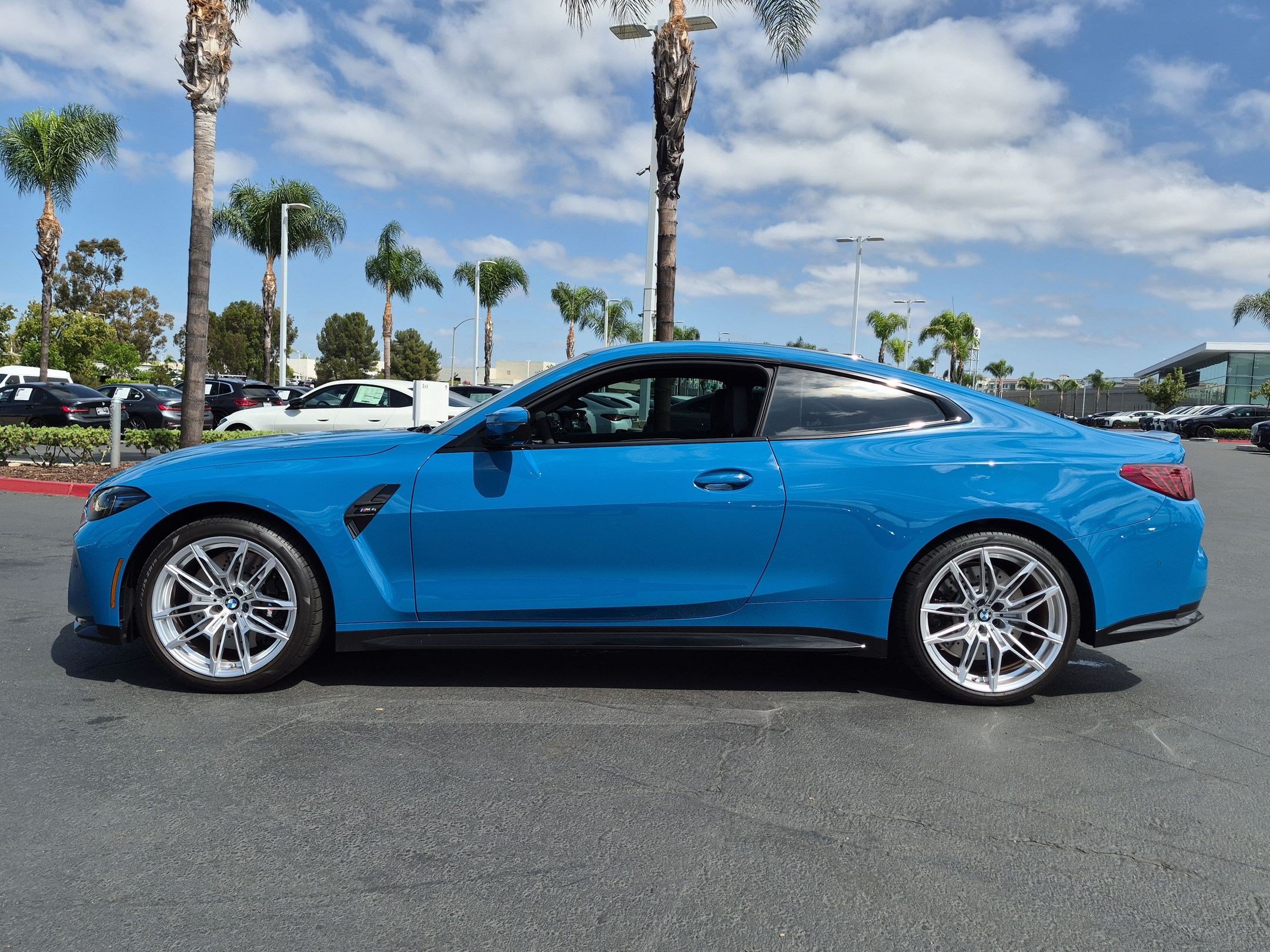 Used 2026 BMW M4 Coupe w/ Executive Package RWD image 7