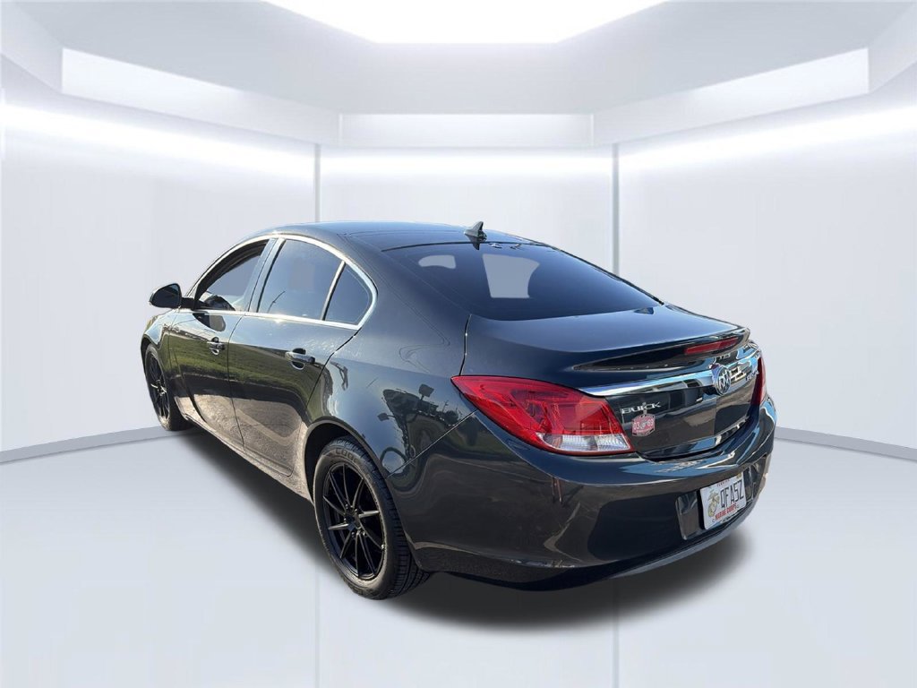 Used 2012 Buick Regal Leather FWD image 2