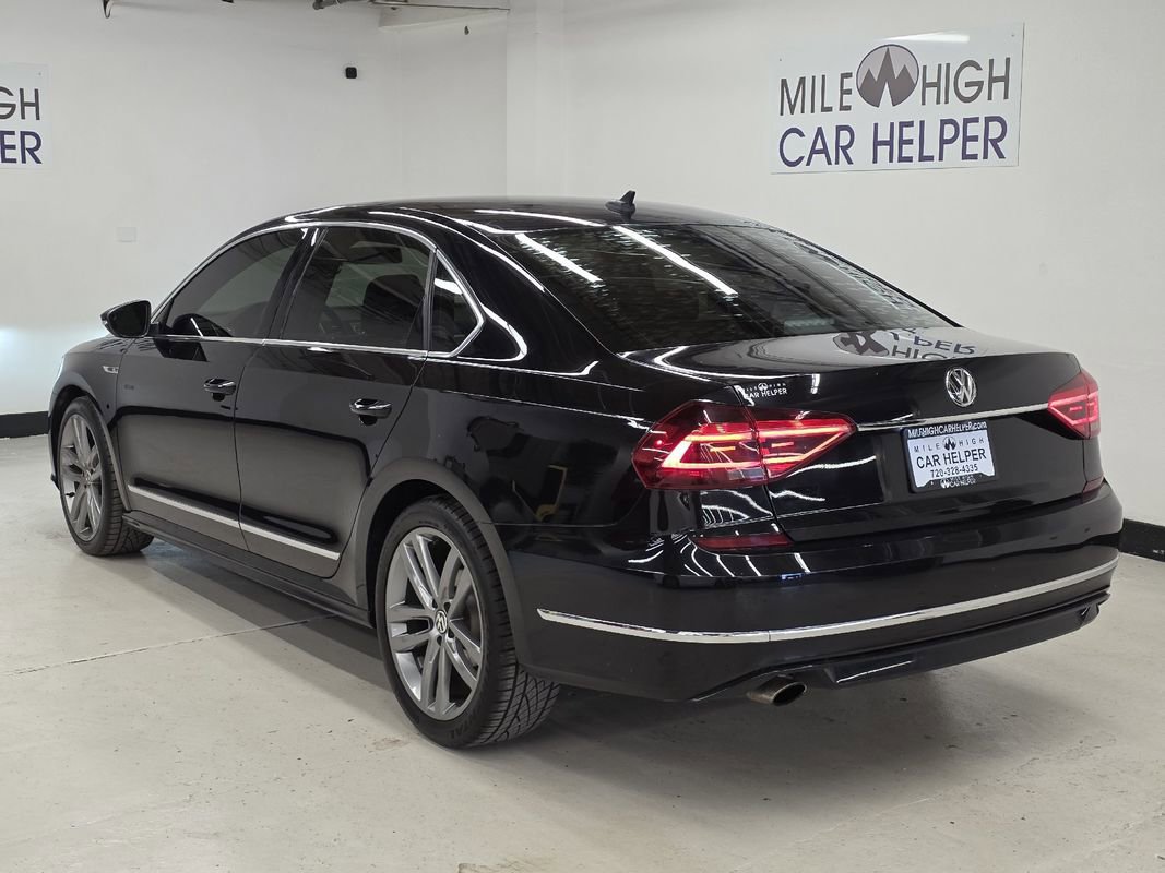 Used 2017 Volkswagen Passat 1.8T R-Line w/ R-Line Lighting Package image 24