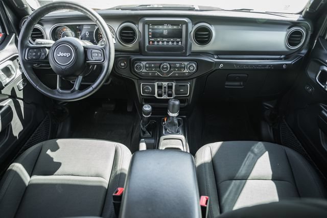 Used 2021 Jeep Wrangler Unlimited Sport AWD/4WD image 3