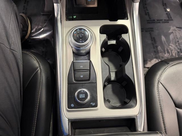 Used 2022 Ford Explorer XLT w/ Equipment Group 202A AWD/4WD image 40
