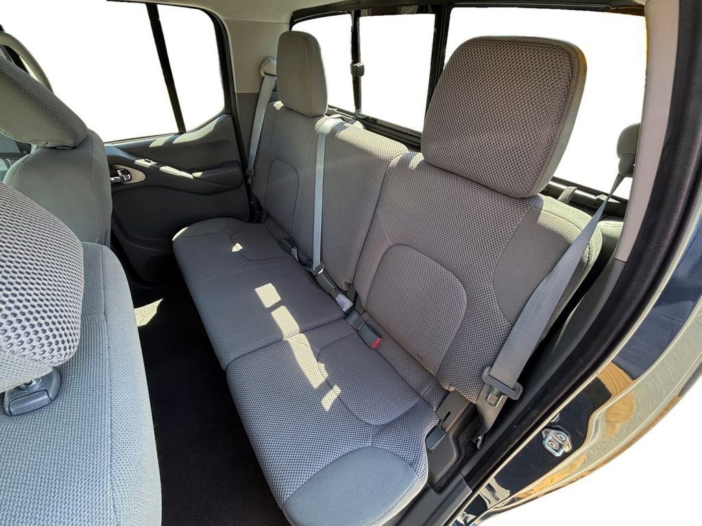 Used 2017 Nissan Frontier SV w/ SV Value Truck Package image 13