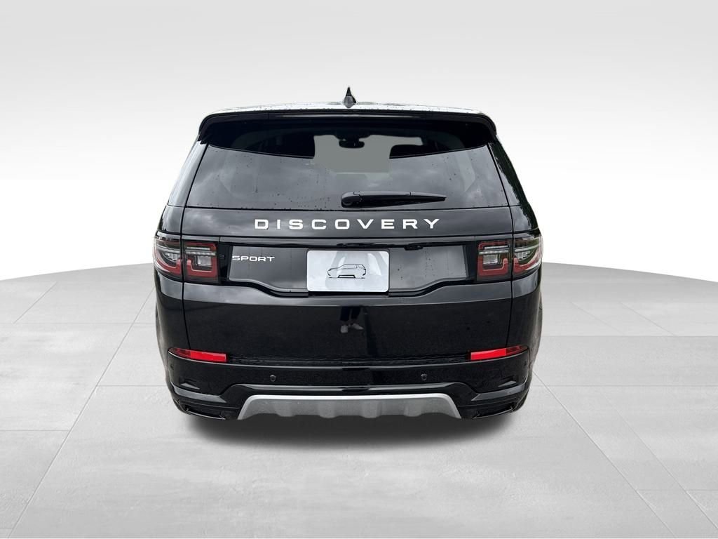 New 2025 Land Rover Discovery Sport S image 8