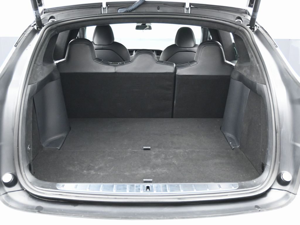 Used 2021 Tesla Model X Performance image 12