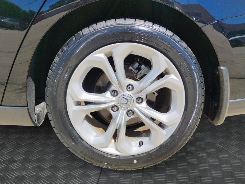 Certified 2024 Honda Accord LX image 22