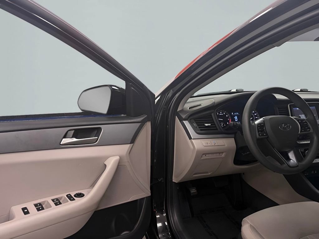 Used 2019 Hyundai Sonata SE image 9