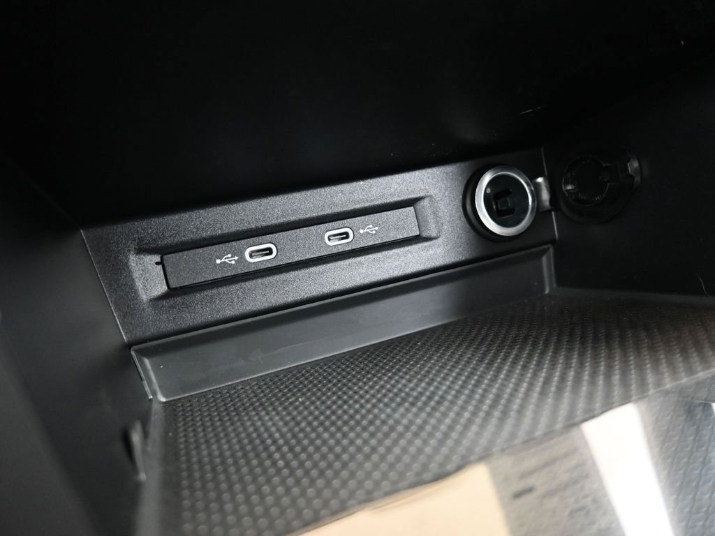 New 2026 Volkswagen Taos S image 33