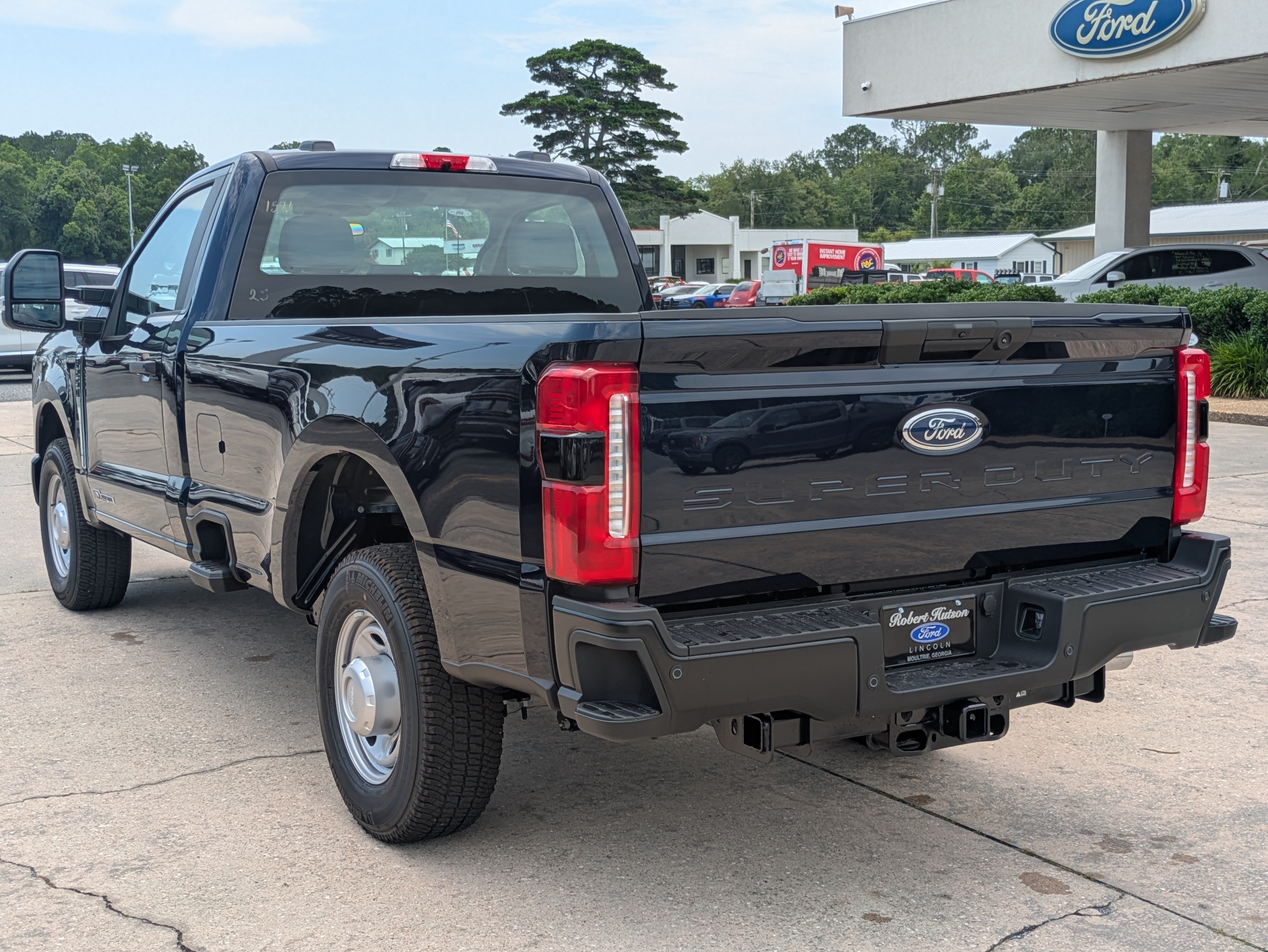 Used 2025 Ford F250 XL w/ 360-Degree Camera Package RWD image 11