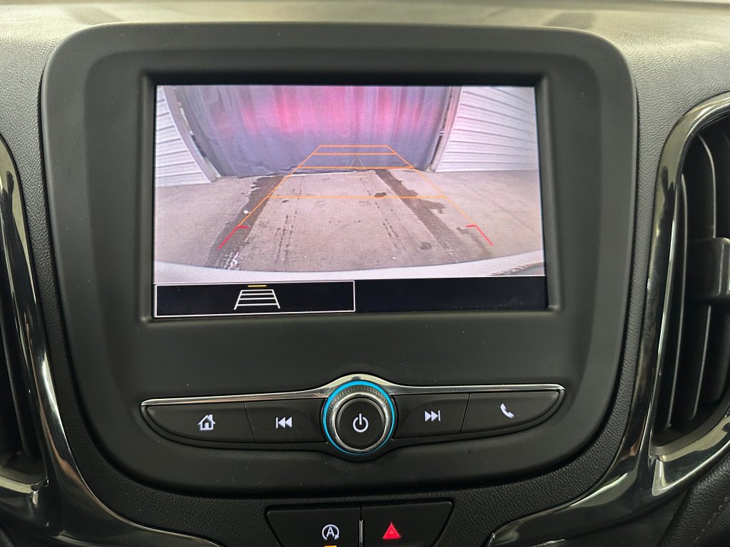 Certified 2022 Chevrolet Equinox RS w/ LPO, Floor Liner Package image 14