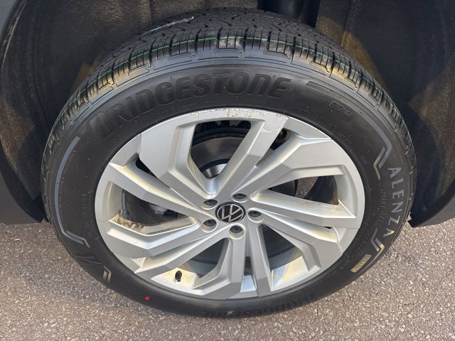 Used 2021 Volkswagen Atlas Cross Sport SEL image 37